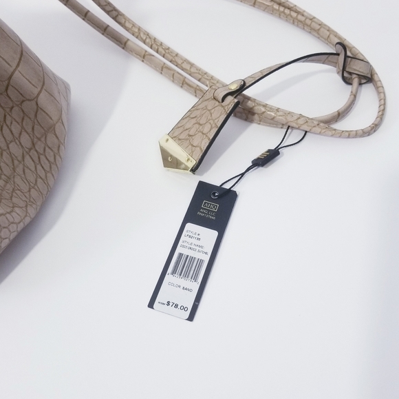 NWT London Fog Coco Crossbody Bag - Picture 5 of 5